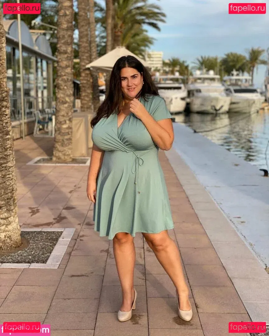 Caliope Onlyfans Photo Gallery 