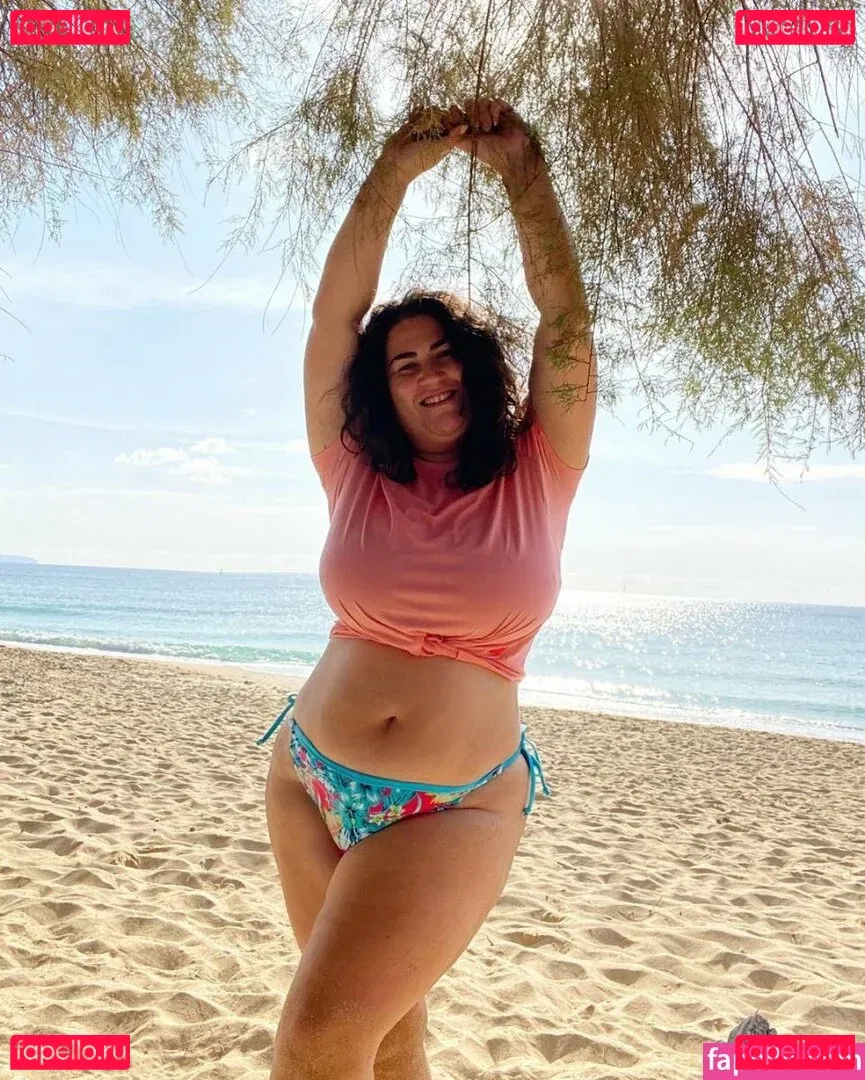 Caliope Onlyfans Photo Gallery 