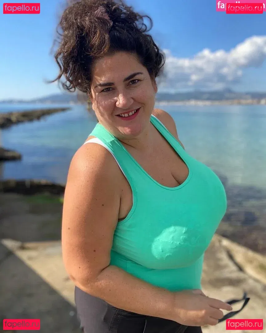 Caliope Onlyfans Photo Gallery 