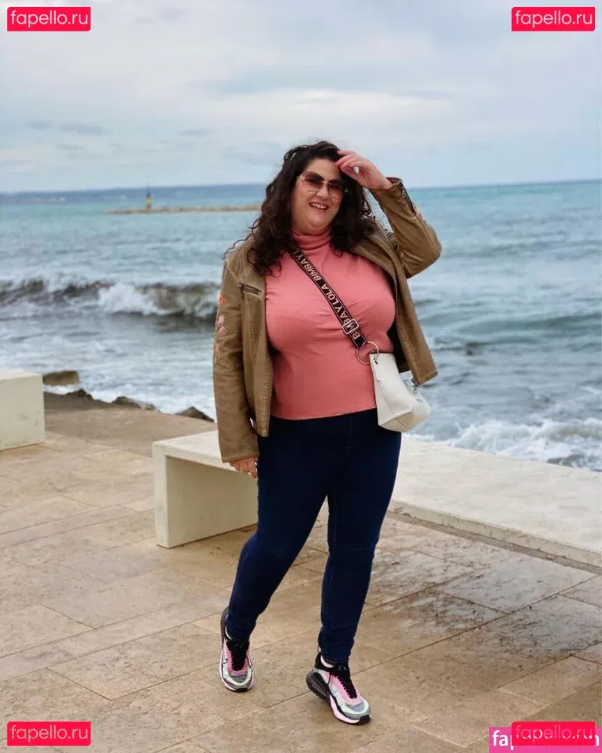 Caliope Onlyfans Photo Gallery 