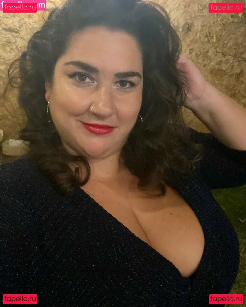 Caliope Onlyfans Photo Gallery 