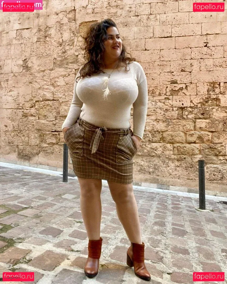 Caliope Onlyfans Photo Gallery 