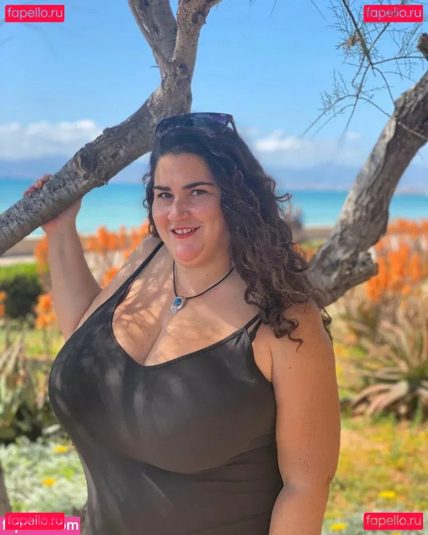 Caliope Onlyfans Photo Gallery 