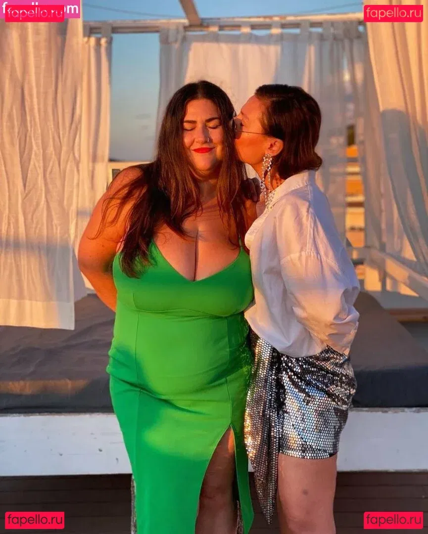 Caliope Onlyfans Photo Gallery 