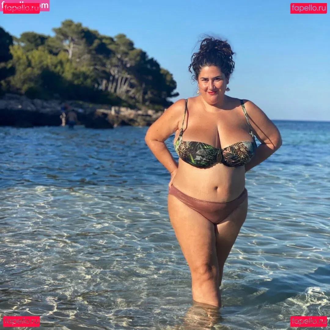 Caliope Onlyfans Photo Gallery 