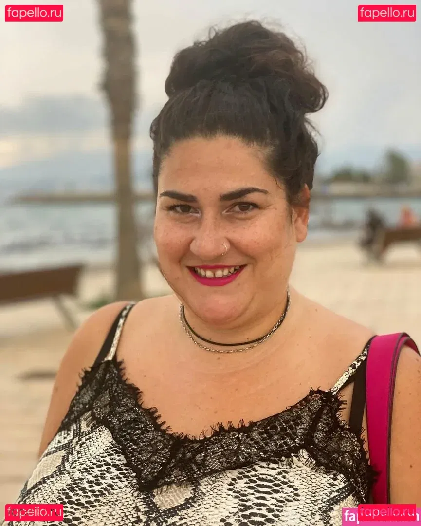 Caliope Onlyfans Photo Gallery 