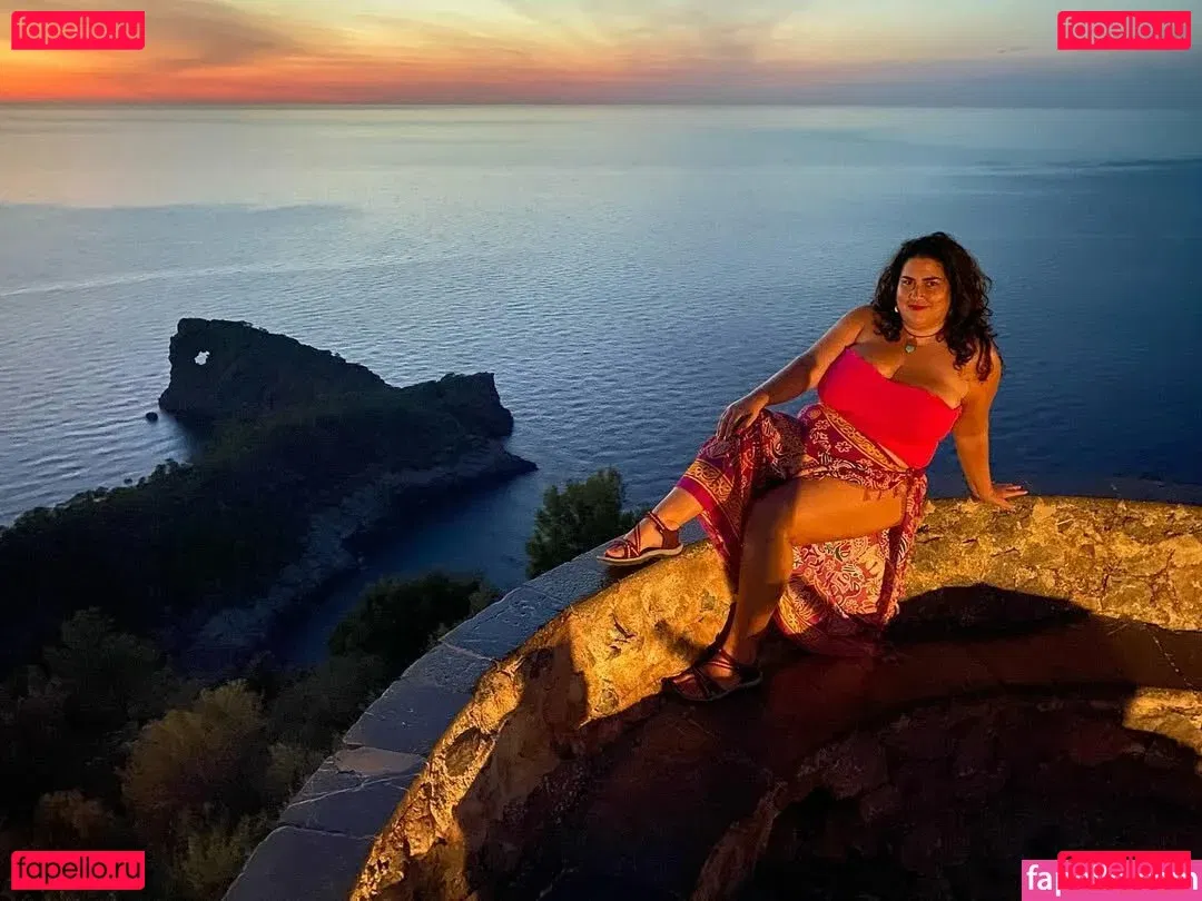 Caliope Onlyfans Photo Gallery 