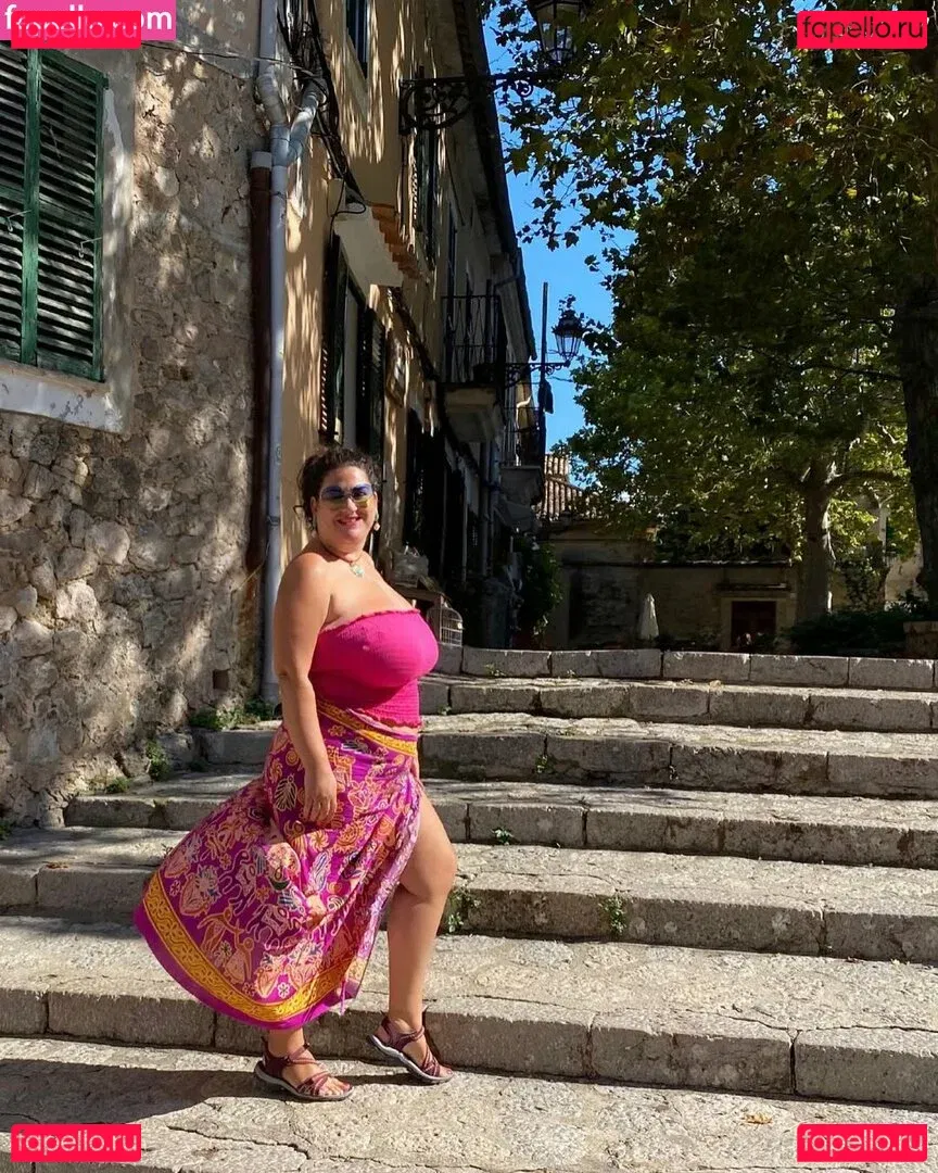 Caliope Onlyfans Photo Gallery 