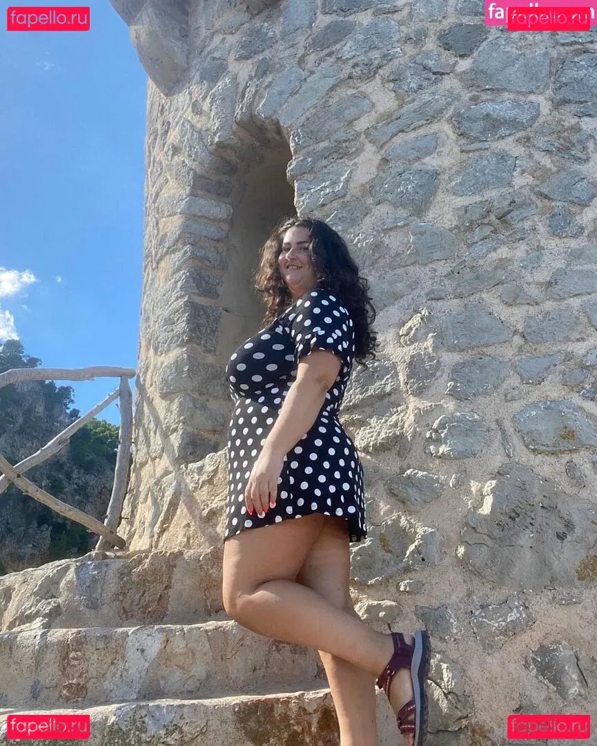 Caliope Onlyfans Photo Gallery 