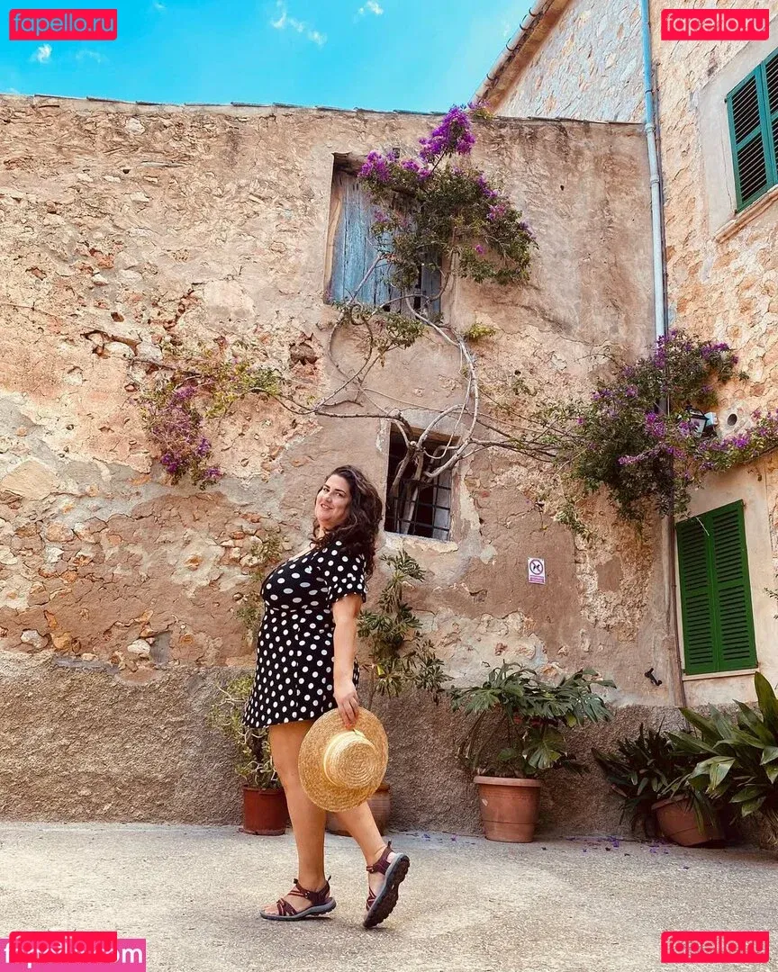 Caliope Onlyfans Photo Gallery 