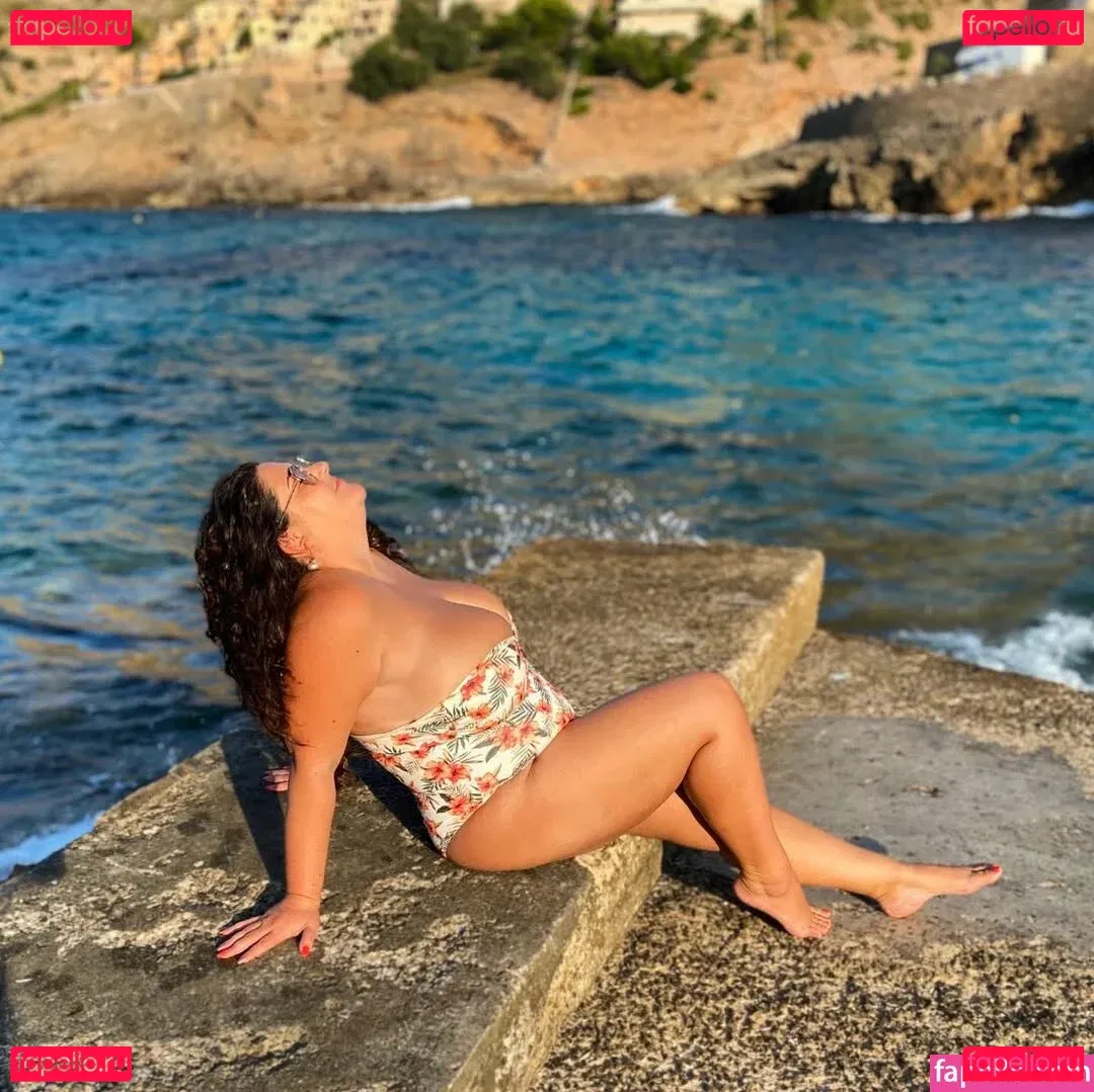 Caliope Onlyfans Photo Gallery 