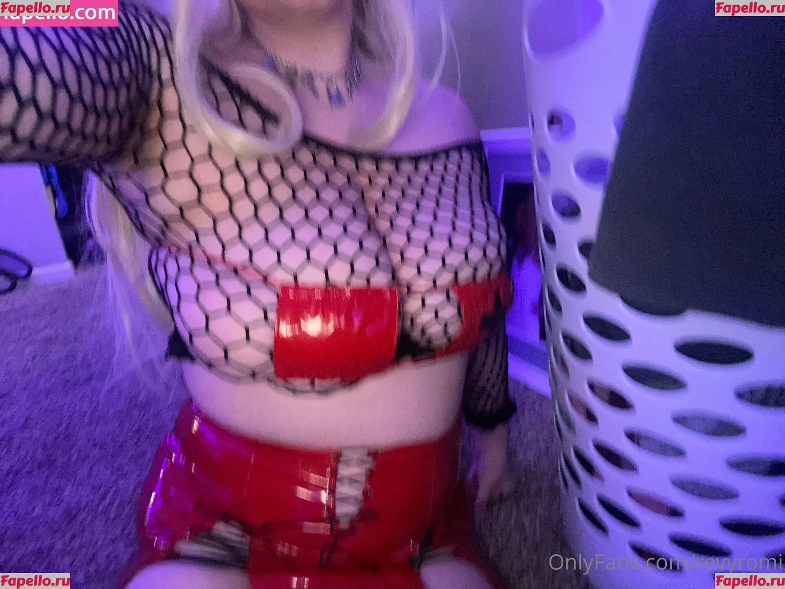 revyromi Onlyfans Photo Gallery 