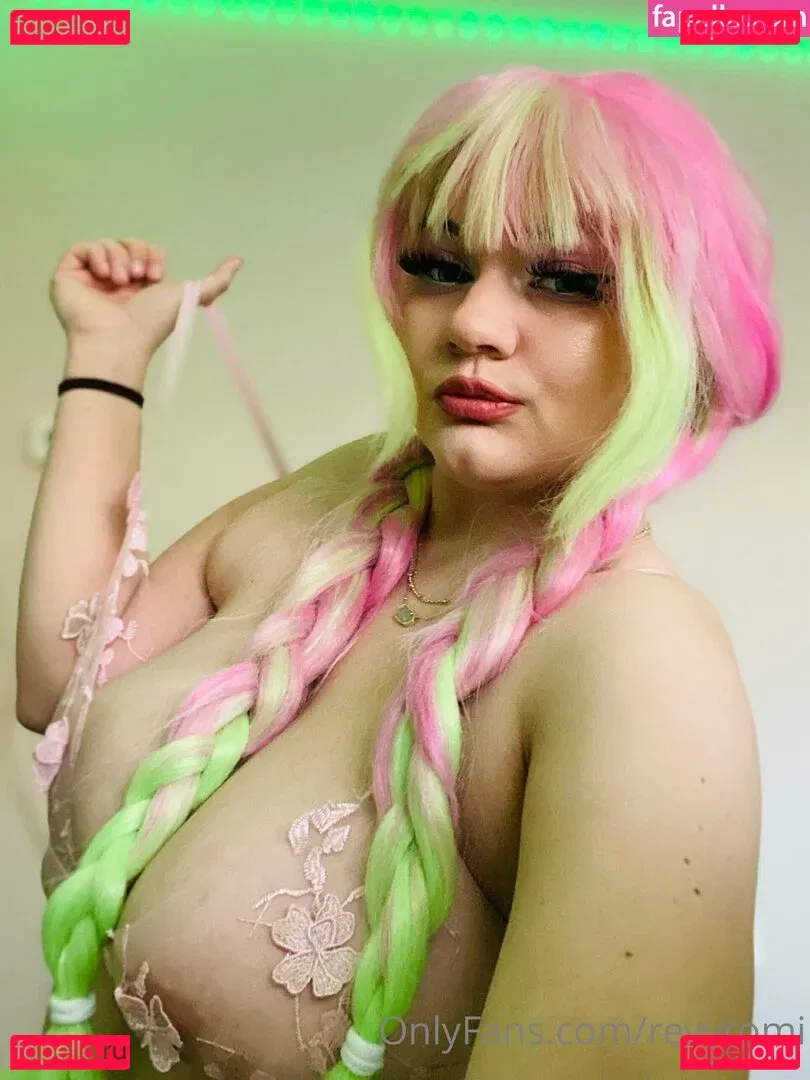 revyromi Onlyfans Photo Gallery 