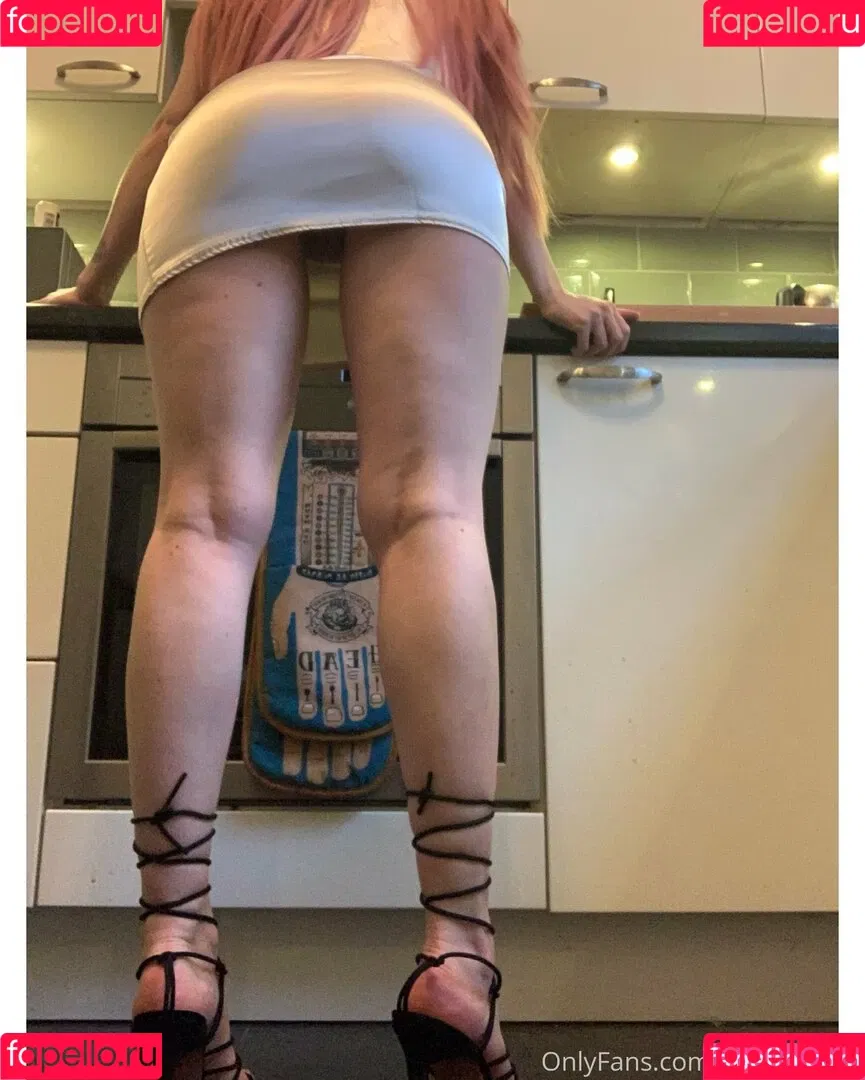 solesofgolduk Onlyfans Photo Gallery 