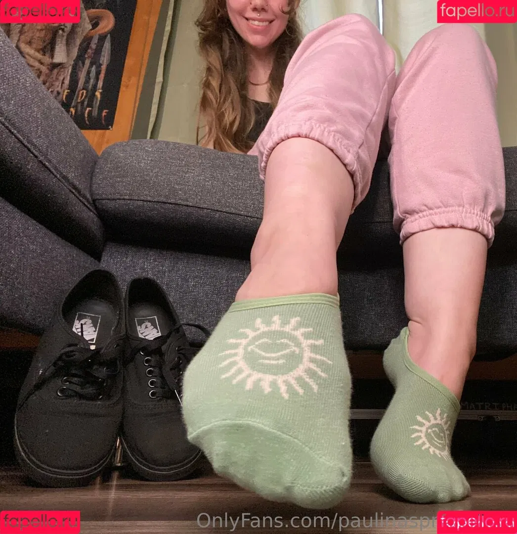 paulinasprettyfeet Onlyfans Photo Gallery 