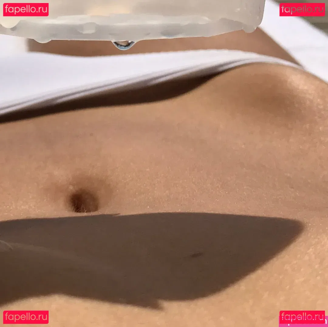 Willa Holland Onlyfans Photo Gallery 