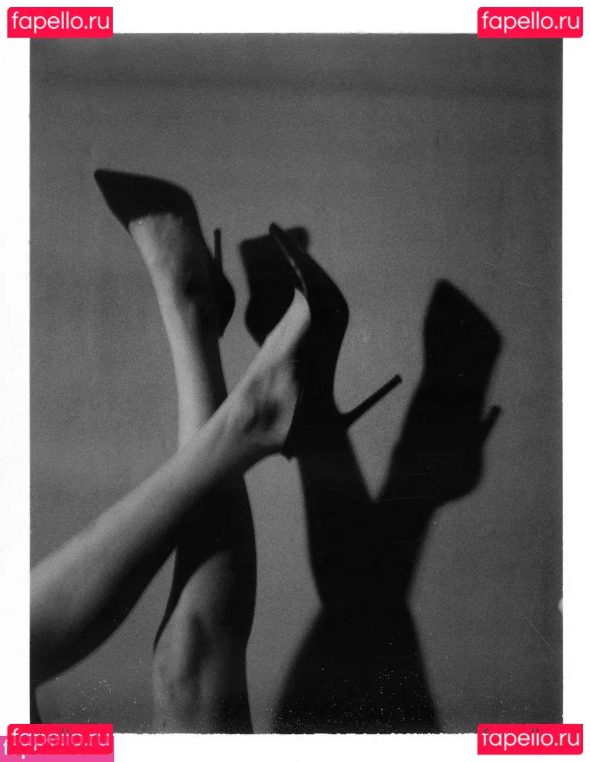 Willa Holland Onlyfans Photo Gallery 