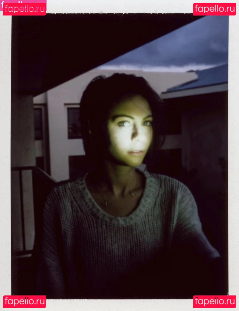 Willa Holland Onlyfans Photo Gallery 