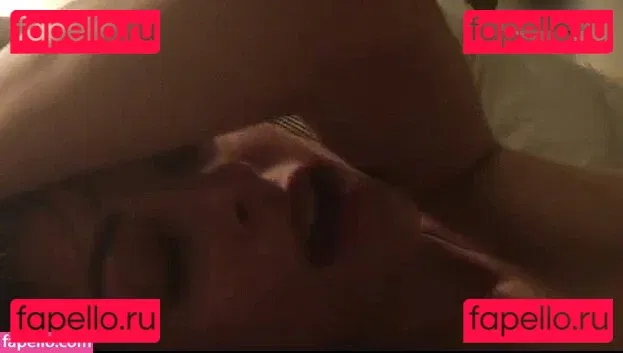 Willa Holland Onlyfans Photo Gallery 