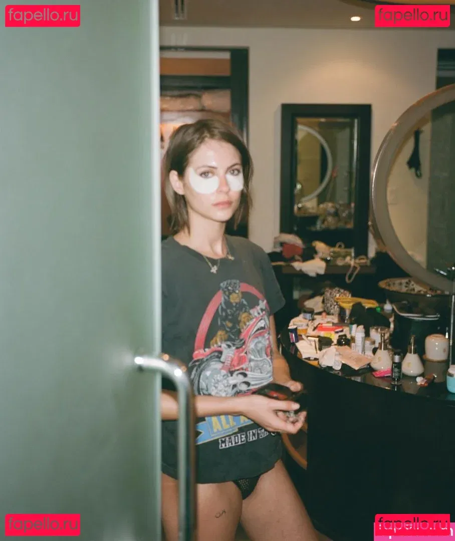 Willa Holland Onlyfans Photo Gallery 