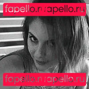 Willa Holland Onlyfans Photo Gallery 