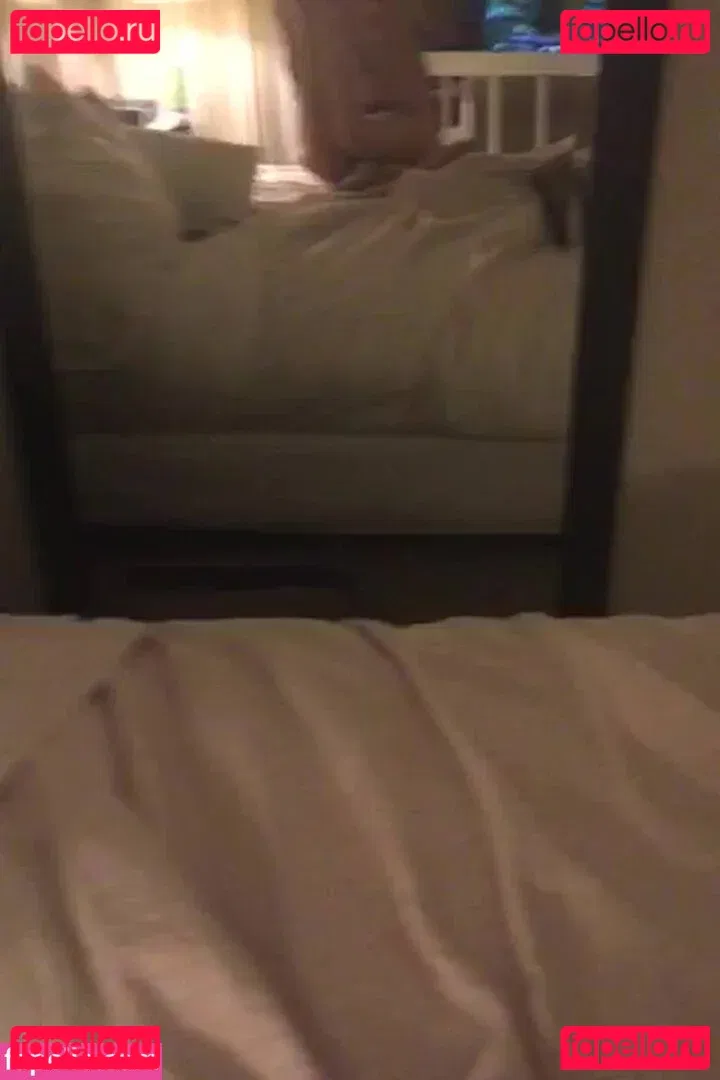 Willa Holland Onlyfans Photo Gallery 