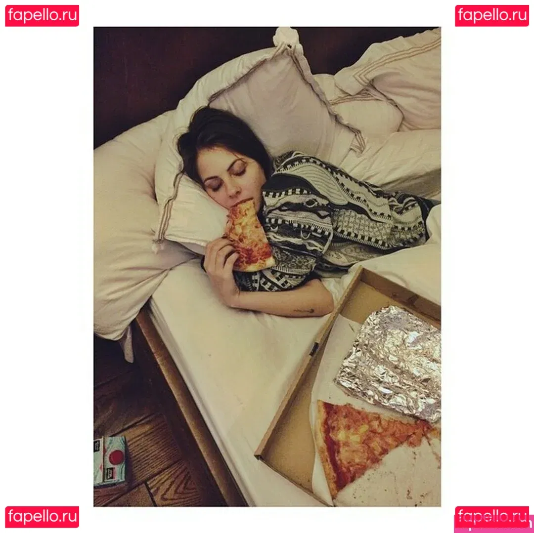 Willa Holland Onlyfans Photo Gallery 