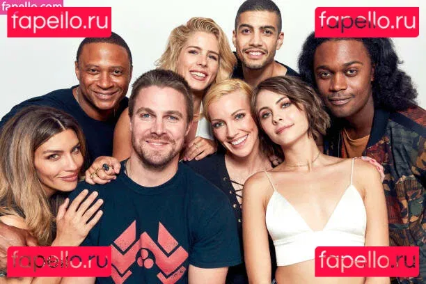 Willa Holland Onlyfans Photo Gallery 