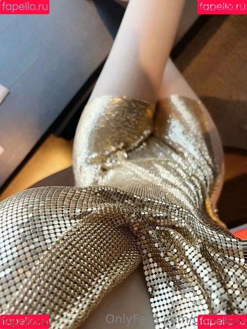 gezheng Onlyfans Photo Gallery 