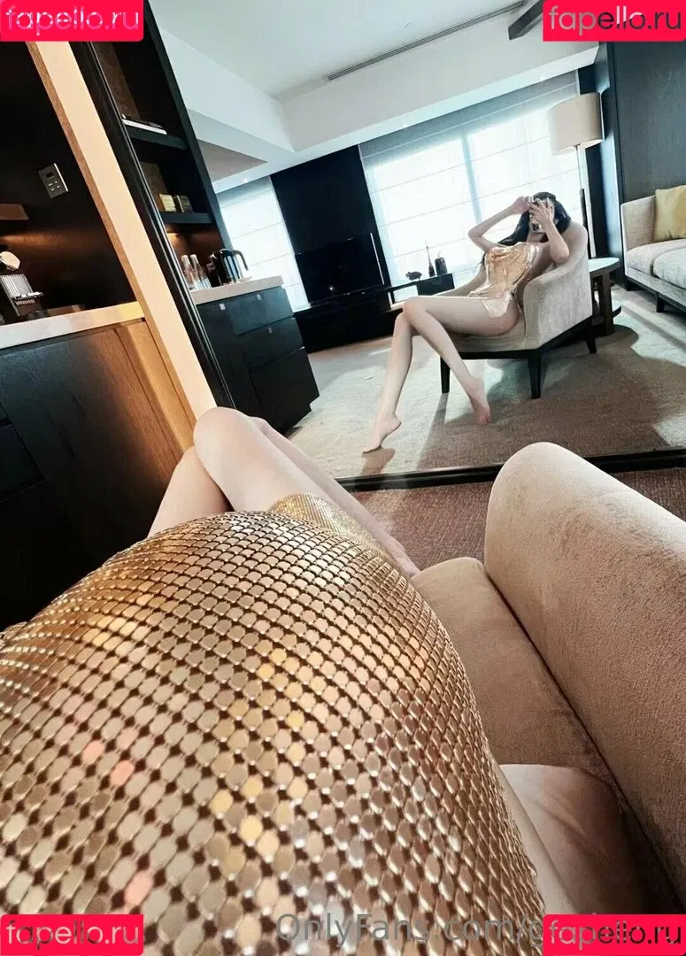 gezheng Onlyfans Photo Gallery 