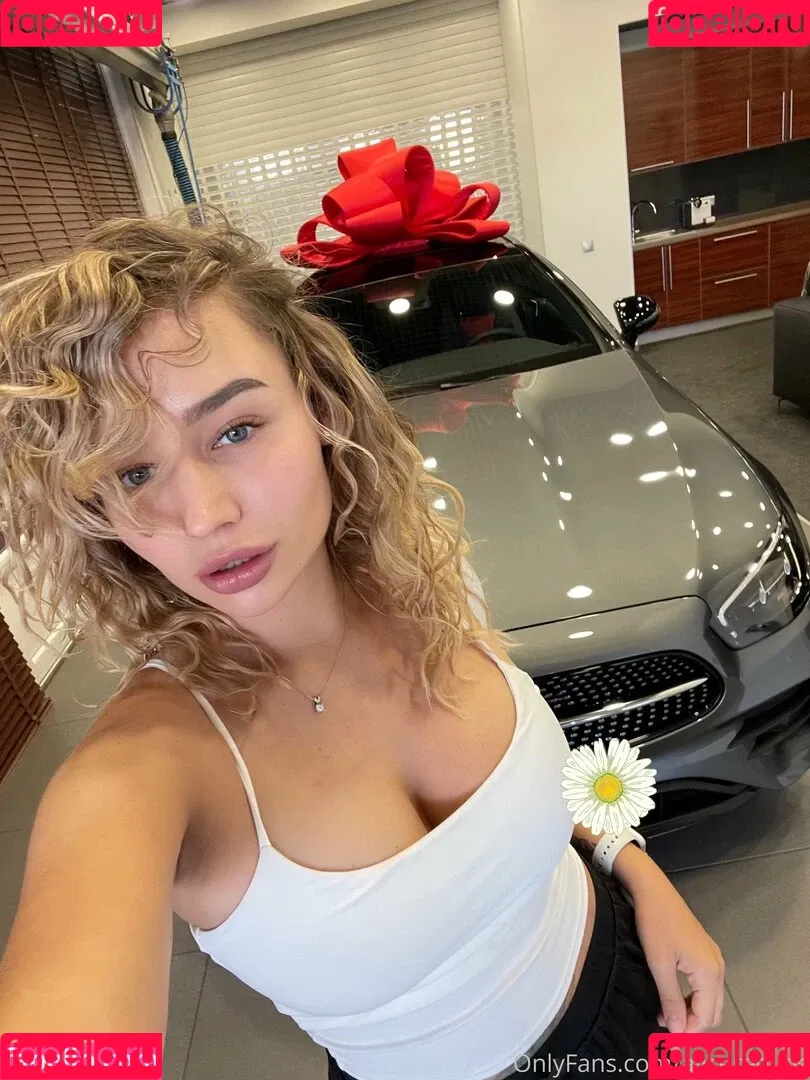 emanovak Onlyfans Photo Gallery 