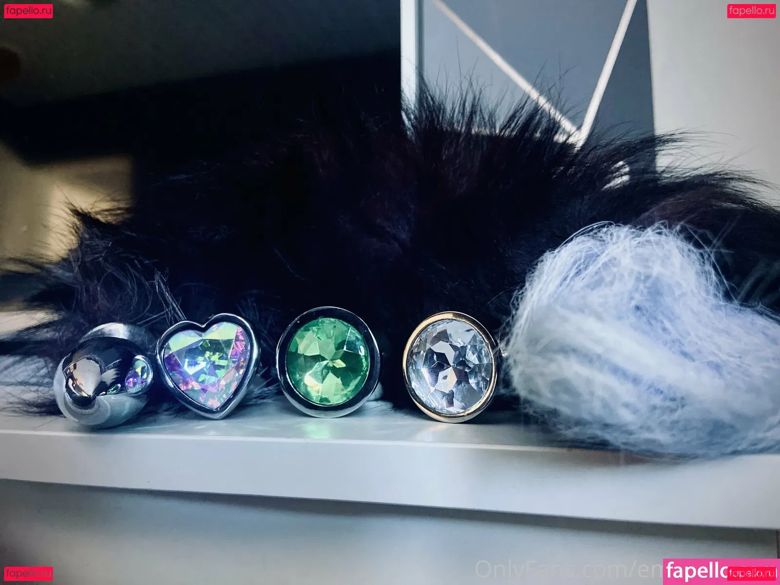 em0ti0naljpg Onlyfans Photo Gallery 