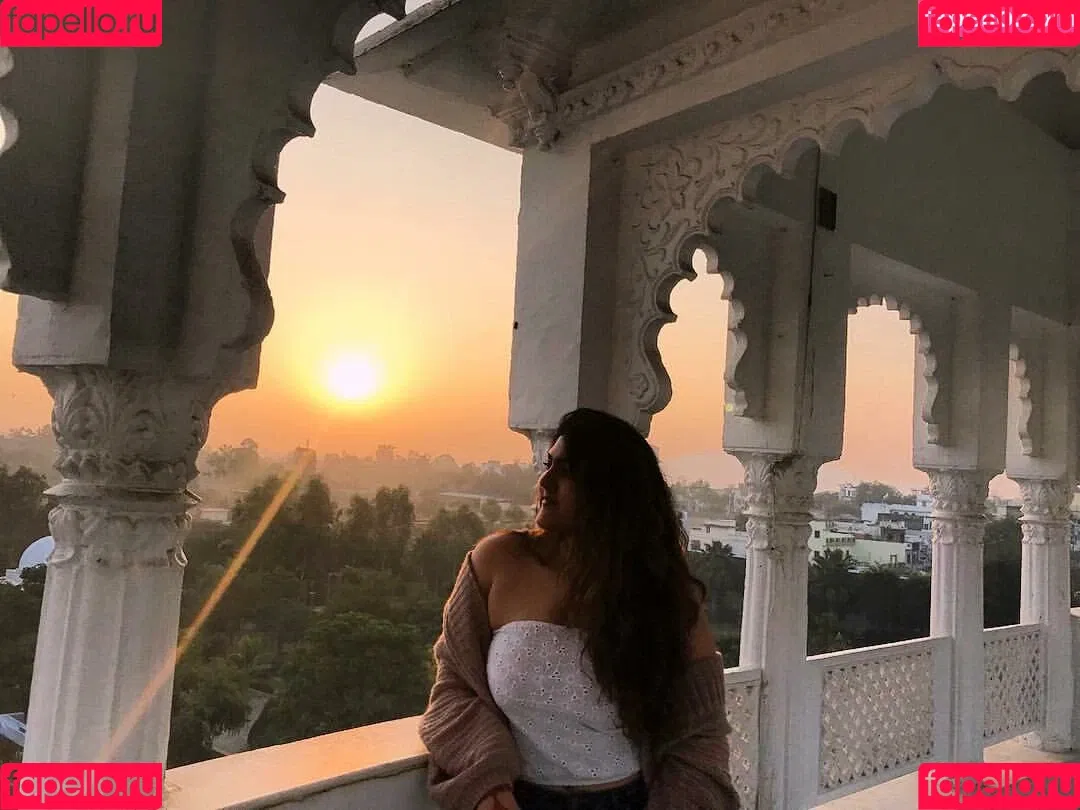Sanjana Onlyfans Photo Gallery 