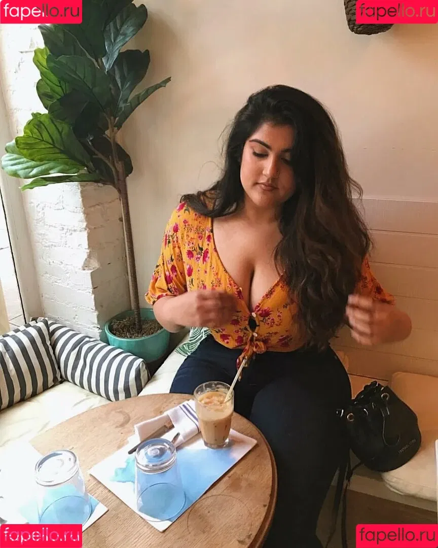Sanjana Onlyfans Photo Gallery 