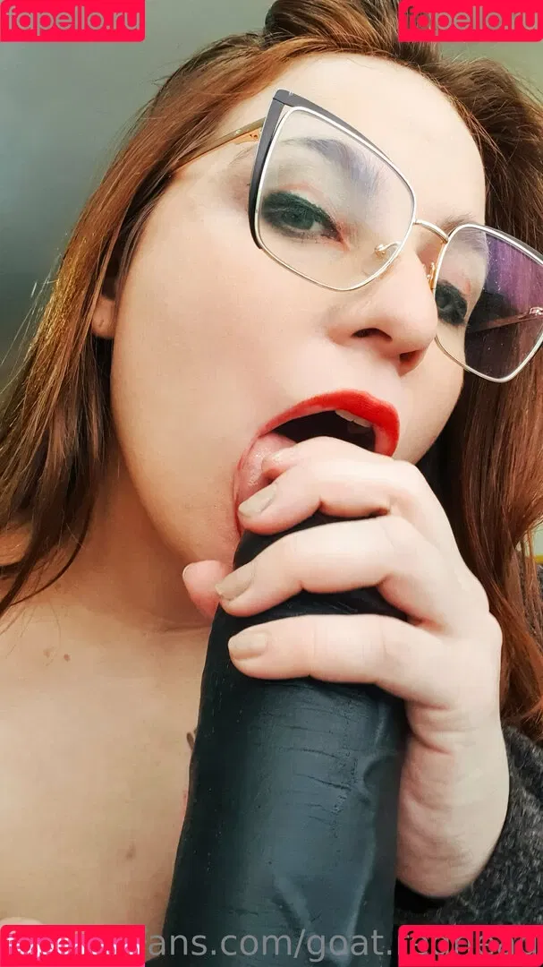 goat.redhead Onlyfans Photo Gallery 