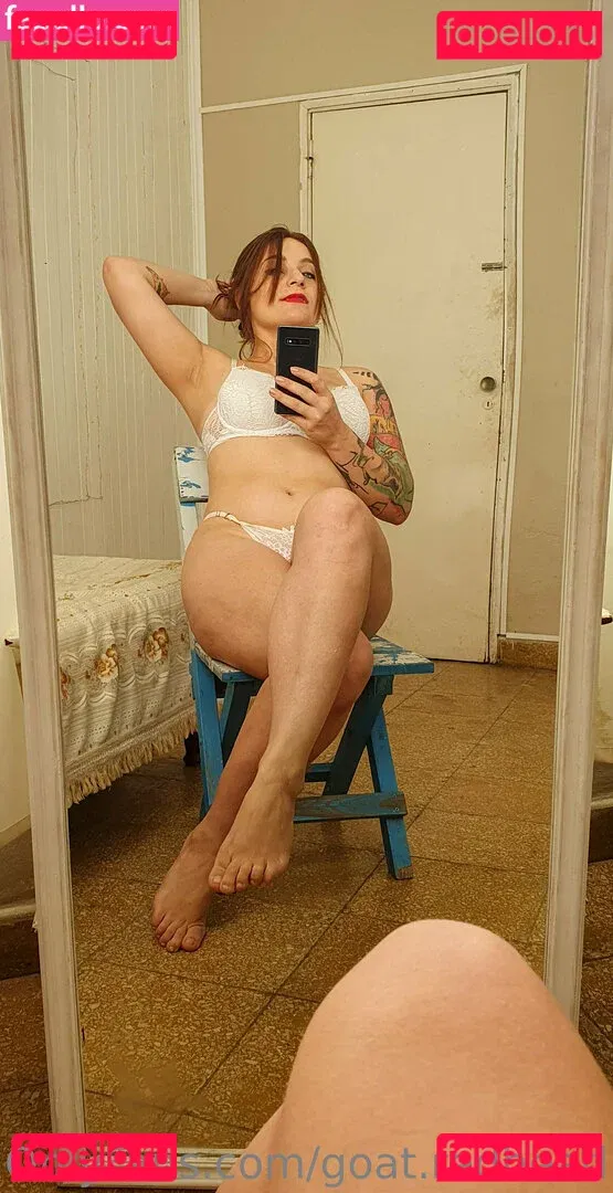 goat.redhead Onlyfans Photo Gallery 