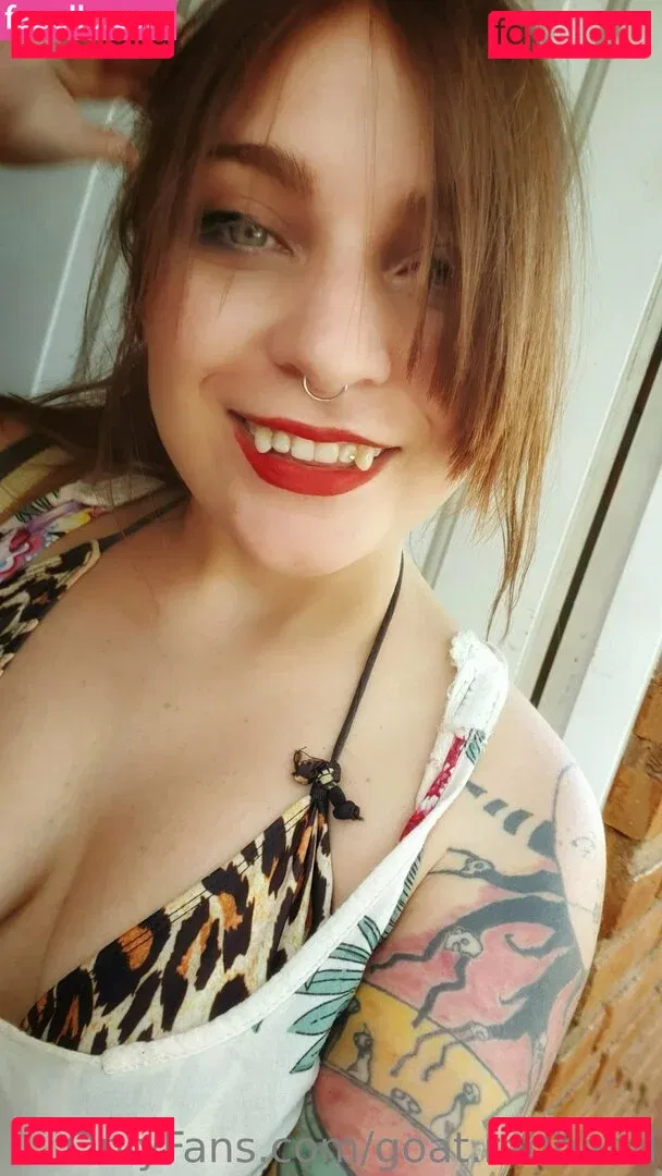 goat.redhead Onlyfans Photo Gallery 