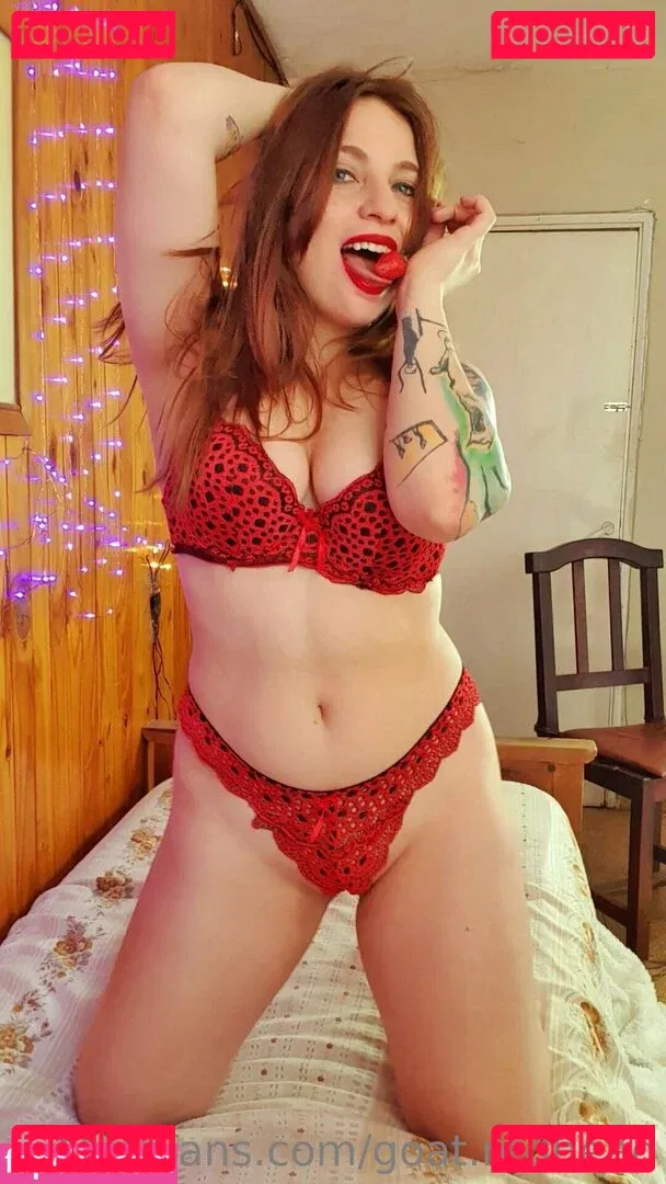 goat.redhead Onlyfans Photo Gallery 