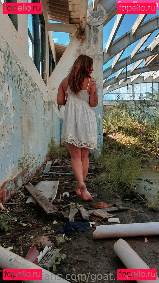 goat.redhead Onlyfans Photo Gallery 