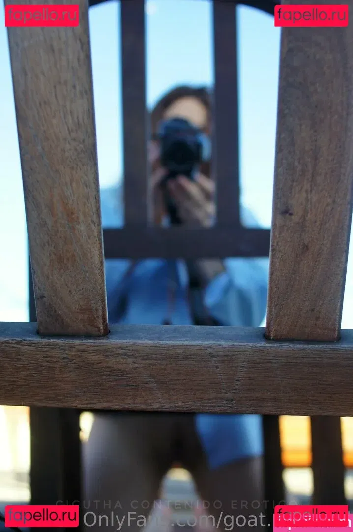 goat.redhead Onlyfans Photo Gallery 