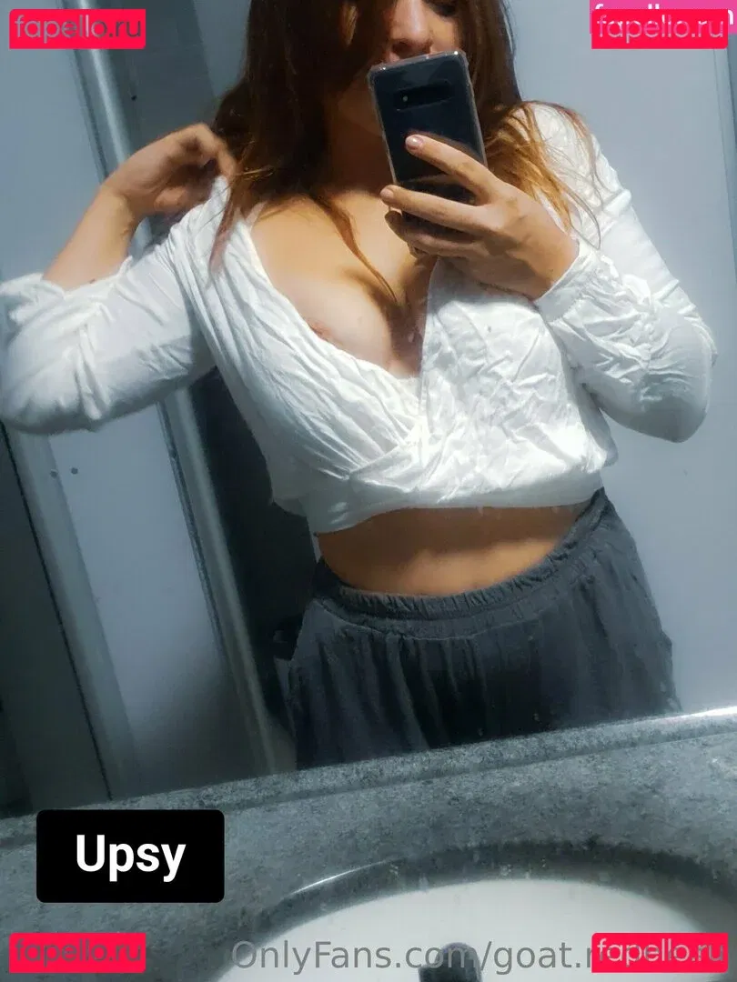 goat.redhead Onlyfans Photo Gallery 