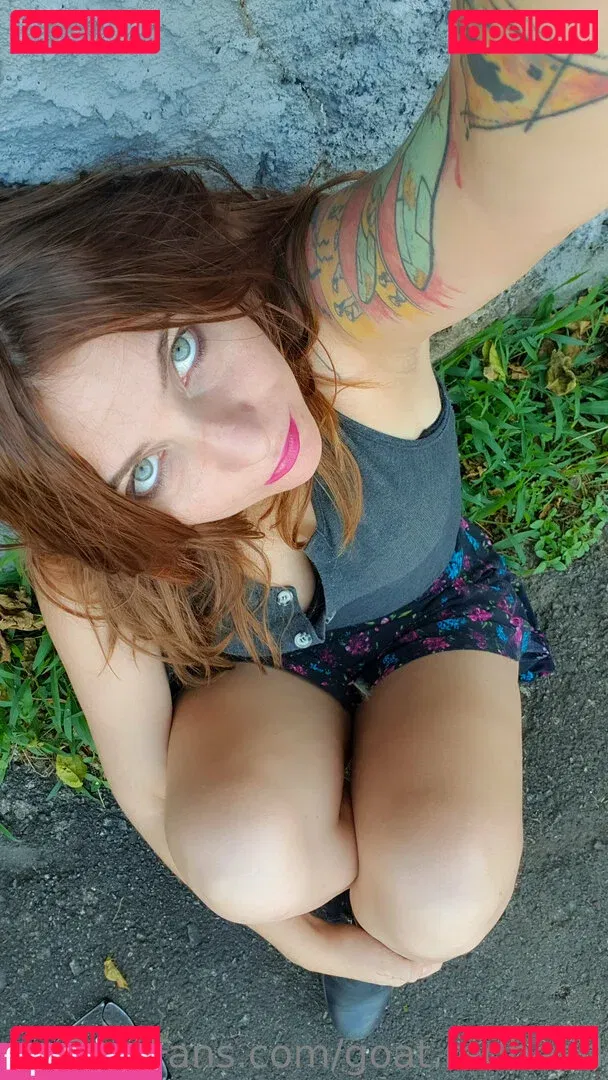 goat.redhead Onlyfans Photo Gallery 