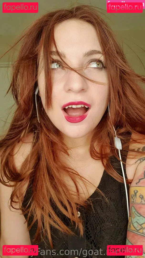 goat.redhead Onlyfans Photo Gallery 