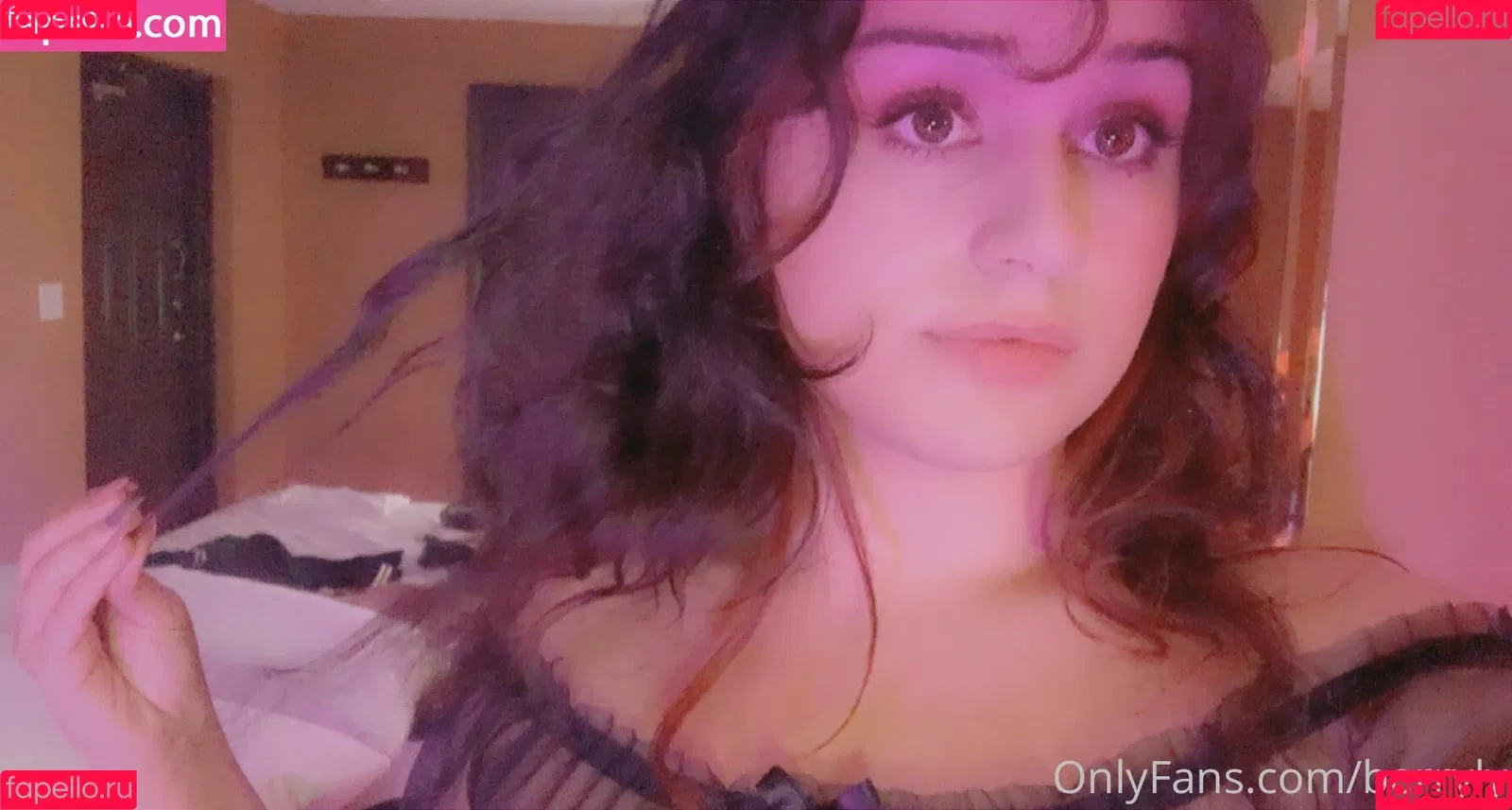 berryly Onlyfans Photo Gallery 