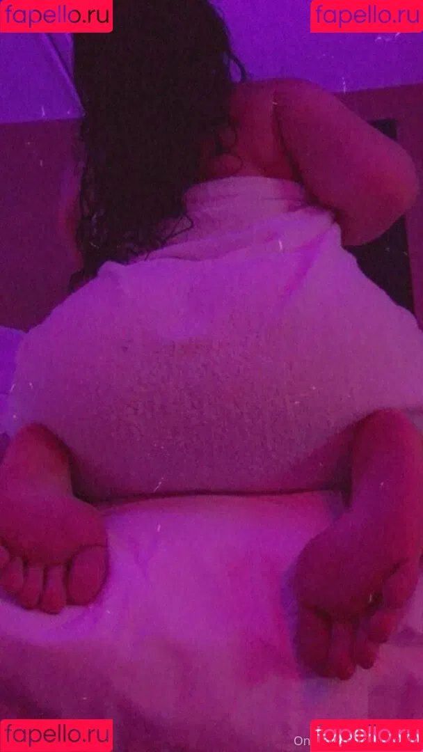 berryly Onlyfans Photo Gallery 