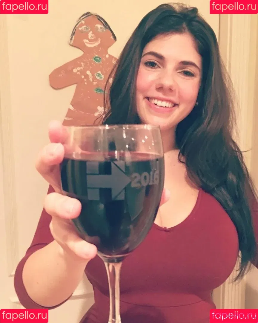 Emily H. Barry Onlyfans Photo Gallery 