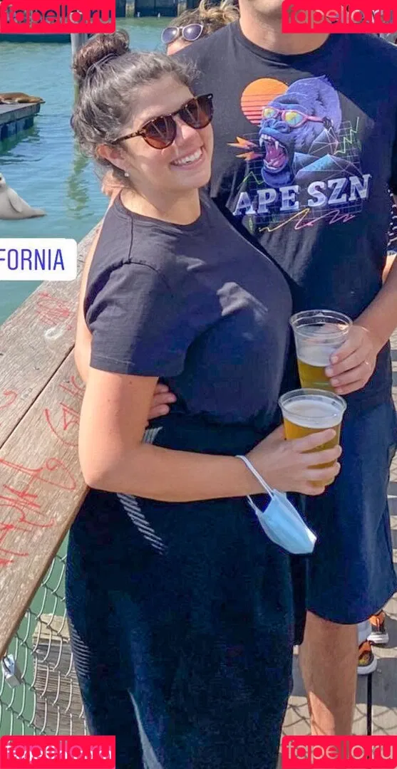 Emily H. Barry Onlyfans Photo Gallery 