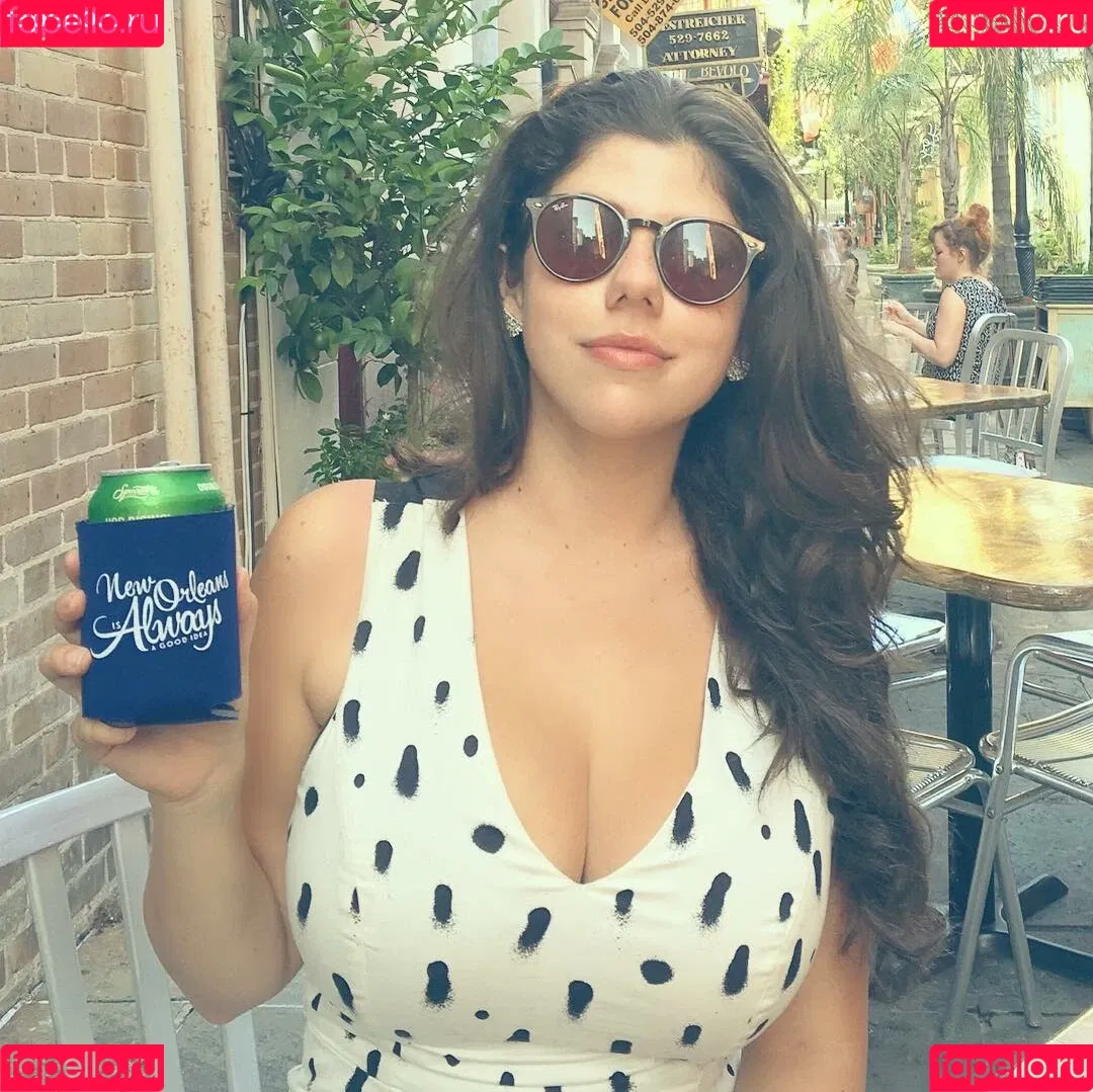 Emily H. Barry Onlyfans Photo Gallery 