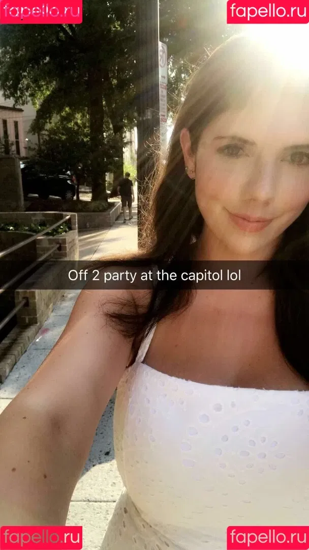 Emily H. Barry Onlyfans Photo Gallery 