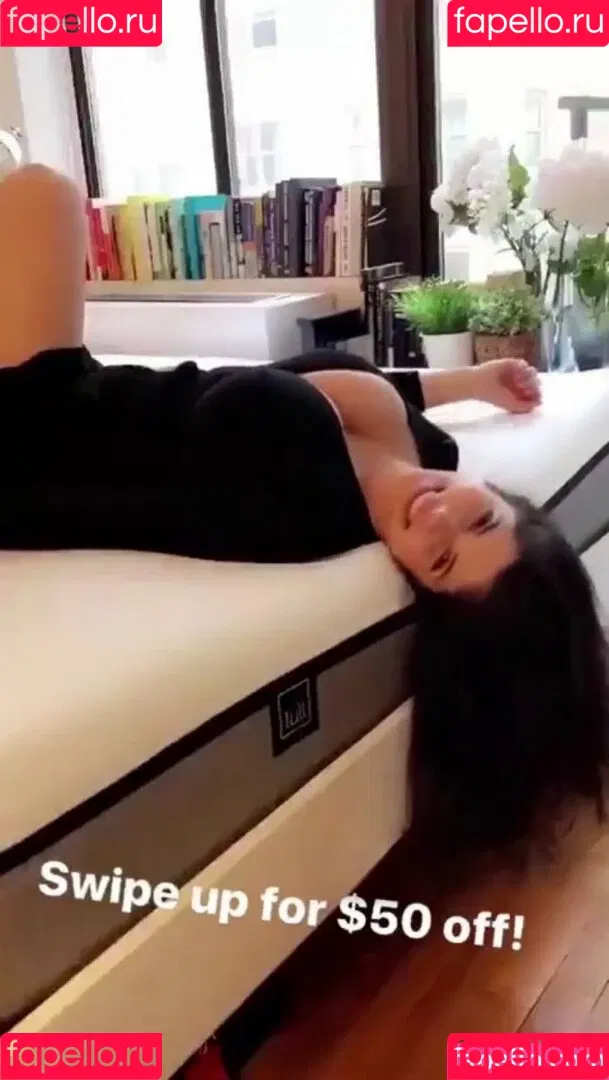 Emily H. Barry Onlyfans Photo Gallery 